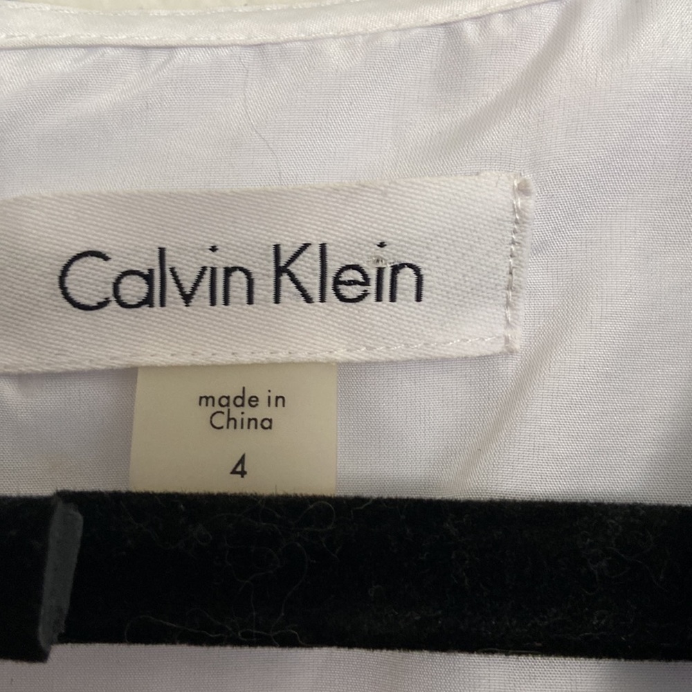Calvin Klein - Knee length sleeveless calvin klein dress! - Picture 4 of 5
